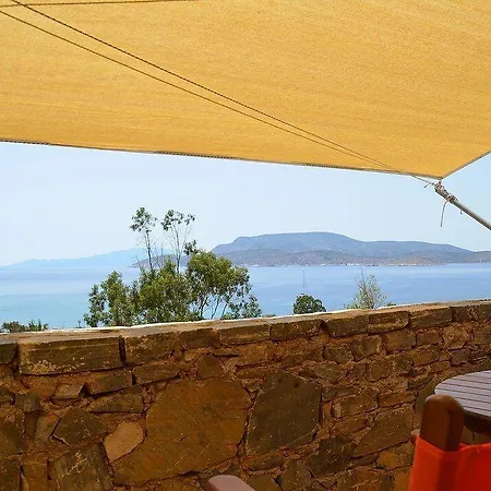 Archipelagos Boutique Schoinoussa