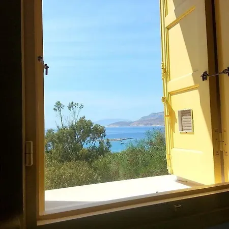 Archipelagos Boutique Schoinoussa